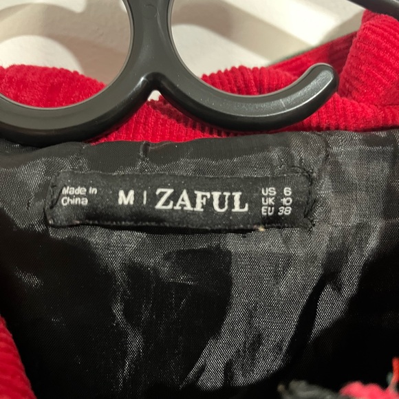 RED GREEN AND YELLOW ZAFUL JACKET 🔴🟢🟡 - Picture 3 of 3